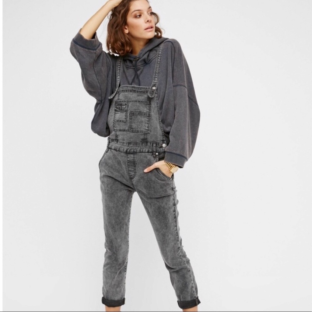 FREE PEOPLE // Denim Fitted Overalls